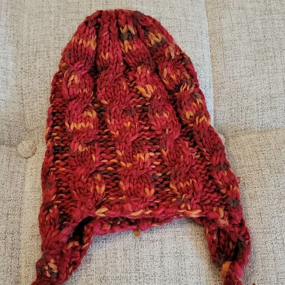 Fossil Red Beanie - Picture 7 of 8
